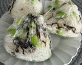 枝豆と塩昆布のおにぎり🍙作り方3写真