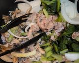 【簡単！】豚肉のニンニク辛味噌炒め作り方3写真