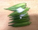 初夏の一品、万能薬味♡オクラのおろし和え作り方1写真
