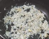 塩だけで決まる！しらすとオクラのオイルパスタ作り方5写真