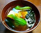 自家乾燥新わかめ、蕾菜、豆腐のお味噌汁作り方6写真