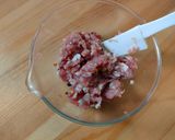 飴色玉ねぎと粗挽きソーセージのピザ作り方6写真