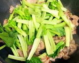 簡単♪豚こまと小松菜の塩バター炒め作り方4写真