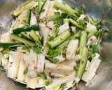 【居酒屋風】長芋と胡瓜の梅肉和えサラダ作り方6写真