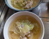 簡単★豚こま肉とキャベツのコンソメスープ作り方2写真