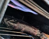 焼き茄子の皮剥いて冷やし蕎麦に載せた作り方1写真