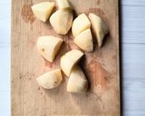 コクうま☆塩鮭とじゃがいもの味噌バター作り方1写真