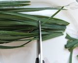 冬の血圧ケアに!レンチンにら玉作り方1写真