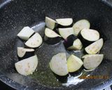 茄子とベーコンのトマト煮込み作り方3写真