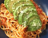 アボカドトッピング♪トマトソースパスタ作り方3写真