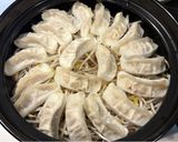 冷凍餃子で簡単！もやしたっぷり鍋作り方4写真