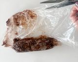【ポリ袋で簡単】チョコ不使用チョコサラミ作り方8写真
