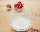 甘酒いちごアイス作り方1写真