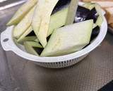 野菜とお肉と厚揚げの味噌炒め作り方2写真