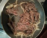 簡単美味しい✨牛すき釜玉うどん作り方2写真