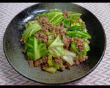 大皿で❢ ひき肉とキャベツの甘味噌炒め作り方5写真