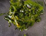 生わかめと新玉ねぎの酢味噌和え作り方1写真