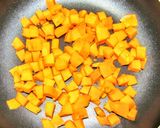 「グリンピースとカボチャの焼きそば」作り方1写真