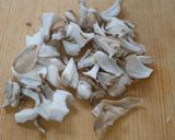 舞茸入り、酒蒸し鶏つくね。作り方2写真