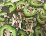 鶏ひき肉で作るゴーヤチャンプル作り方2写真