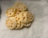 牛肉と蓮根の甘辛炒め作り方1写真