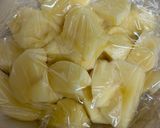 鶏ももとじゃがいもの味噌照り焼き作り方1写真