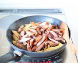 じゃがいもソーセージのガリバタ醤油炒め作り方7写真