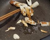 生豆苗のせ竹輪漬物蓮根の金平焼きうどん作り方1写真