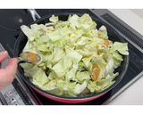 鶏肉ときゃべつのガーリック炒め★動画あり作り方21写真