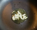 新わかめ(自家乾燥)、もやし、竹輪の炒め作り方6写真
