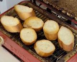 いちごとヨーグルトと生ハムのブルスケッタ作り方1写真