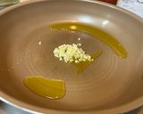 激ウマ！ズワイガニと渡蟹のトマトクリームパスタ作り方5写真
