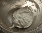 ラズベリーチーズクリームのカップケーキ作り方4写真