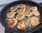 ふわふわ味噌香る♡やみつきささみ団子作り方4写真