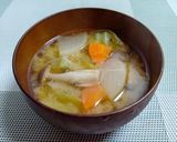 ほっこり♪春キャベツと根菜のお味噌汁作り方4写真