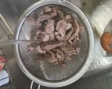 圧力鍋で作る🐮牛すじと根菜の味噌煮込み作り方2写真