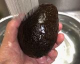 保存版✅アボカドの切り方｜種・皮も簡単に取る方法作り方1写真