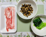 簡単ランチ！豚バラ肉きのこ小松菜つけ素麺作り方1写真