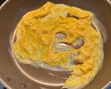 えびとブロッコリーのオイマヨたま炒め♩作り方2写真