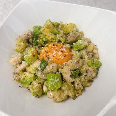 アボカドタルタル 切って混ぜるだけ！アボカドとサーモンの和風タルタル | レシピ