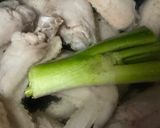 チンゲン菜と鶏手羽の元気が出るスープ作り方4写真