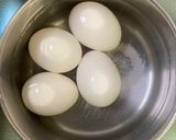 【簡単】沸いたら放置☆半熟ゆでたまご作り方1写真