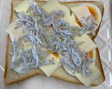 栄養満点♪卵としらすのマヨチーズトースト作り方3写真