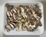 旨味凝縮！塩揉み白菜のワンパン和風パスタ作り方12写真