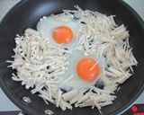 水菜ツナえのきの巣ごもり卵作り方2写真
