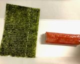 お弁当の隙間や彩りに★かにかまの海苔巻き作り方1写真