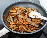 【れんこんとひじきのおかずきんぴら】ご飯が進む☆作り方4写真