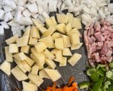 野菜たっぷりコンソメスープ😋作り方1写真