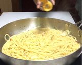 ひと手間で3倍美味しいペペロンチーノ!!作り方15写真
