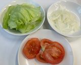 さば缶でトマトレタスのサバーガー　レモン作り方6写真